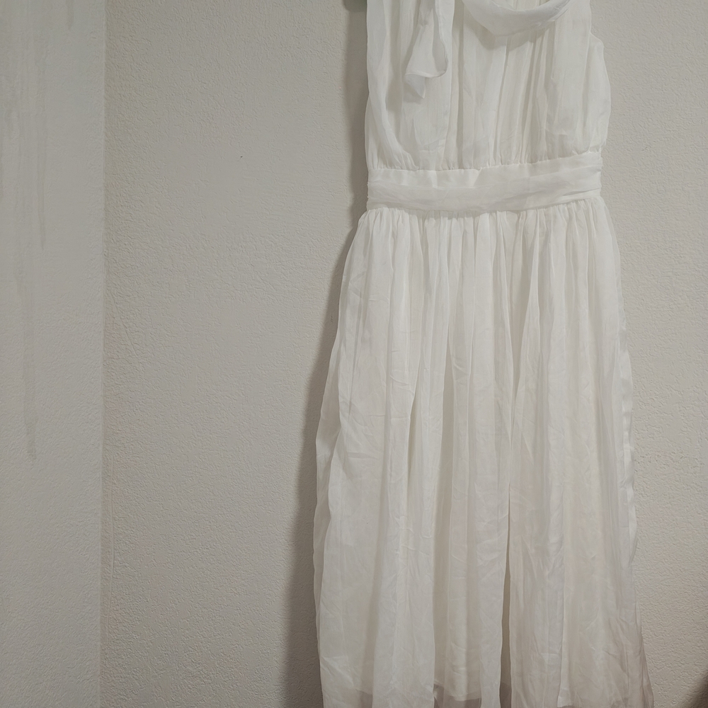 Crepe White Dress With Attached Scarf Accent